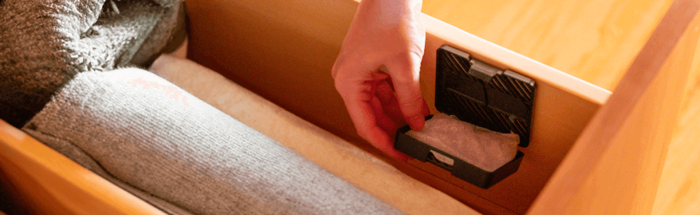 How to Keep Your Wardrobe Smelling Fresh: Easy Tips That Work